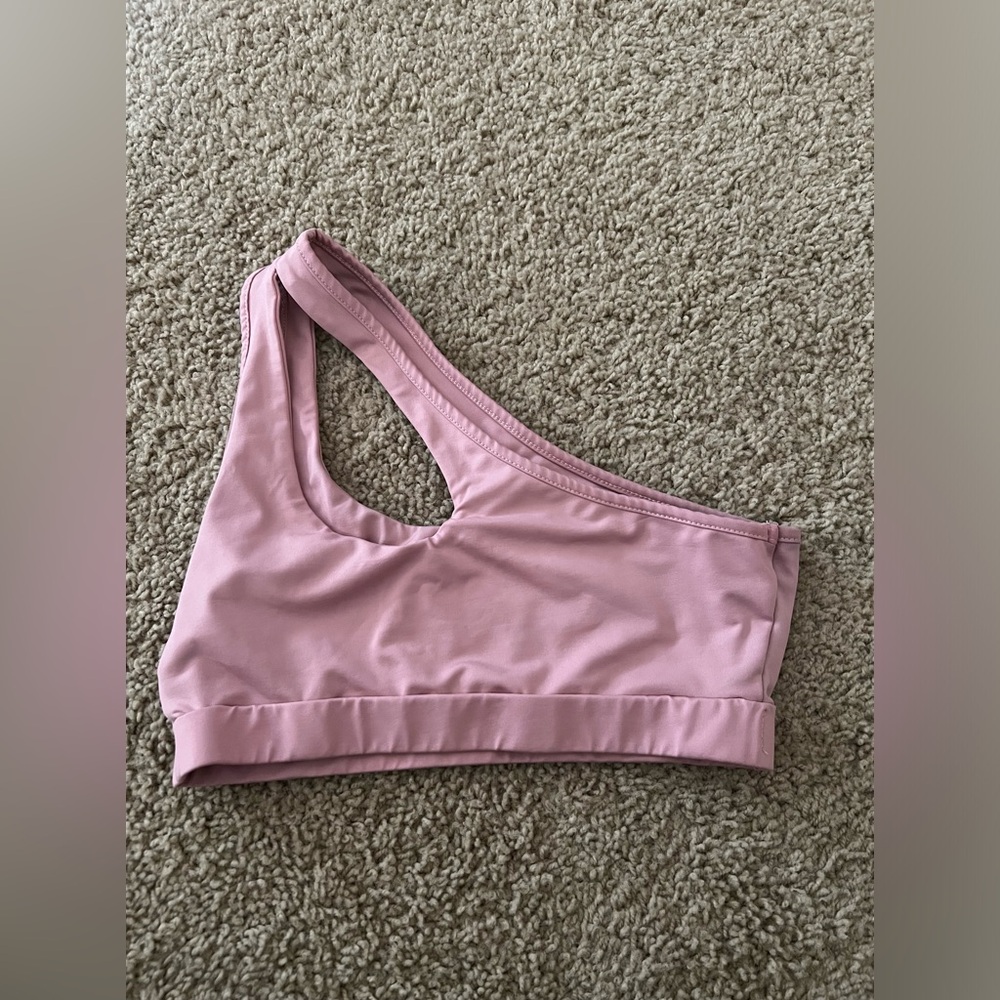 Women’s Sports Bra
